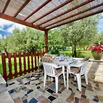 Kuki By Interhome Apartmán Poreč